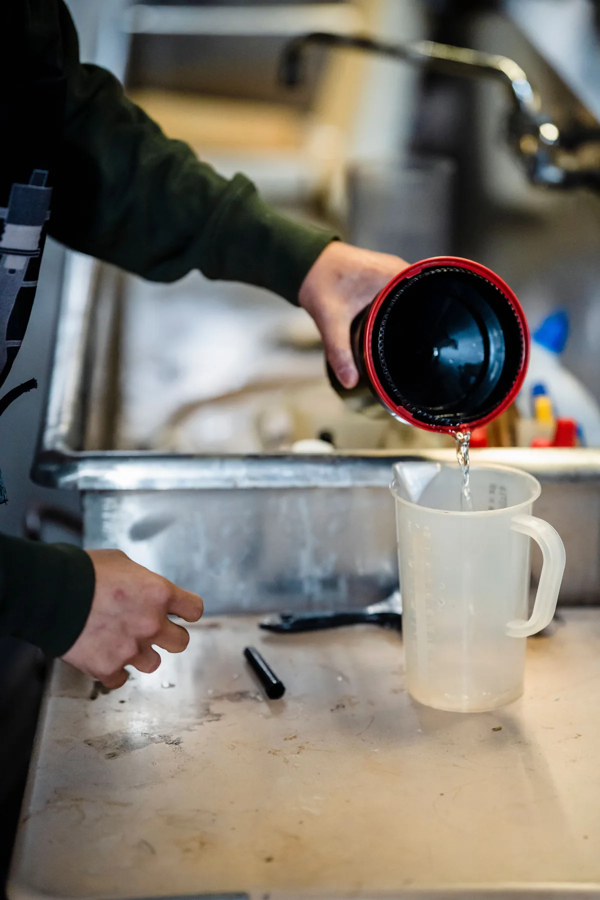 Filling a water container for emergency storage